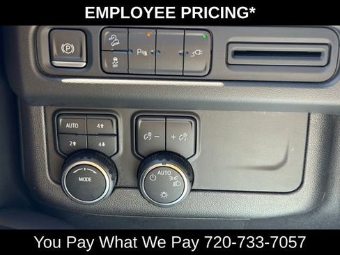 Used 2021 Chevrolet Tahoe Z71 AWD/4WD image 36