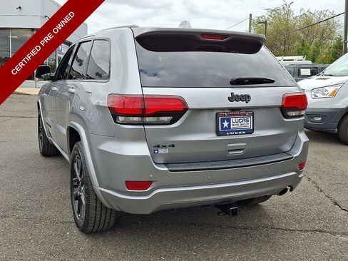 Used 2019 Jeep Grand Cherokee Altitude image 8