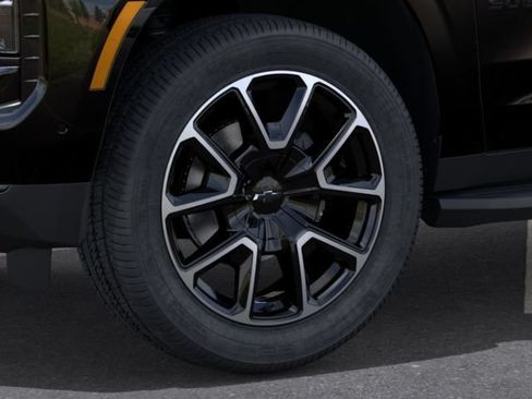 New 2026 Chevrolet Suburban RST w/ Comfort Package RWD image 9