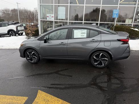 New 2025 Nissan Versa SR image 5