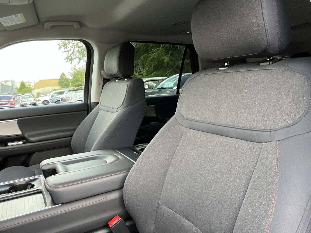 Certified 2025 Ford Expedition Max Active AWD/4WD image 35