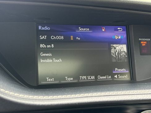 Used 2018 Lexus ES 300h w/ Luxury Package FWD image 21