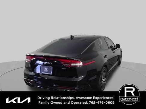 Used 2023 Kia Stinger GT2 AWD/4WD image 9