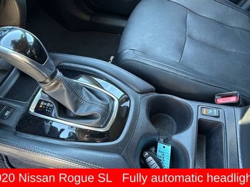 Used 2020 Nissan Rogue SL w/ Premium Package image 13