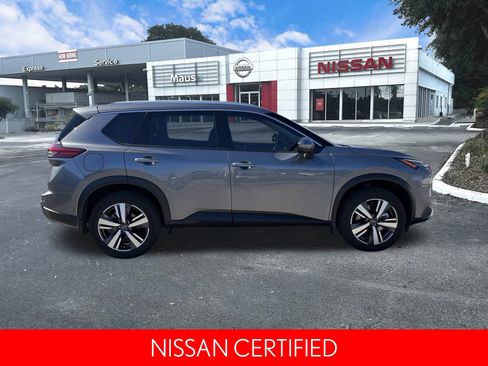 Certified 2025 Nissan Rogue SL w/ Tech Package image 2