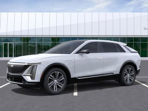 New 2026 Cadillac Lyriq Luxury w/ LPO, Floor Liner Package AWD/4WD image 2