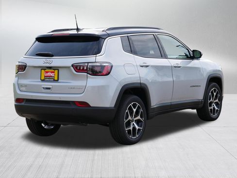 New 2026 Jeep Compass Limited AWD/4WD image 2