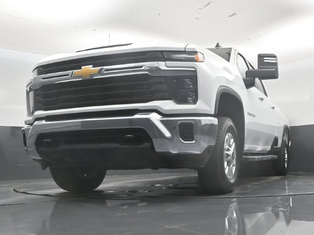 Used 2026 Chevrolet Silverado 2500 LT AWD/4WD image 56