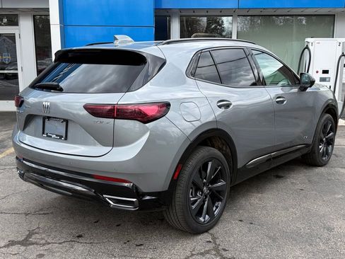 Used 2025 Buick Envision Sport Touring AWD/4WD image 5
