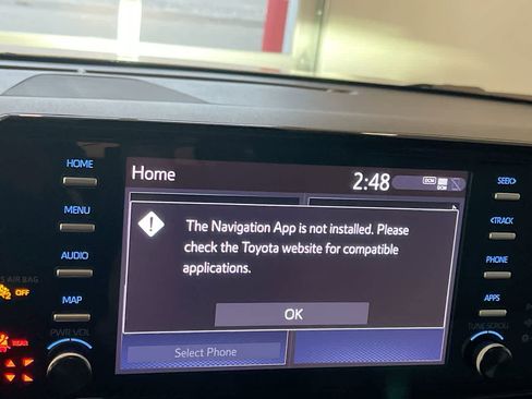 Used 2024 Toyota Sienna XLE image 18