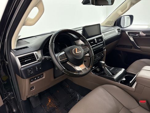 Certified 2023 Lexus GX 460 Premium w/ Accessory Package AWD/4WD image 4