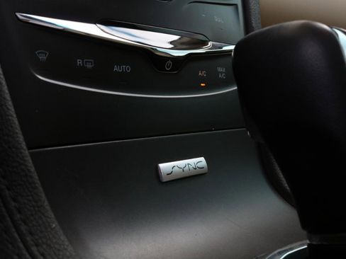 Used 2015 Lincoln MKT AWD w/ Equipment Group 201A image 32