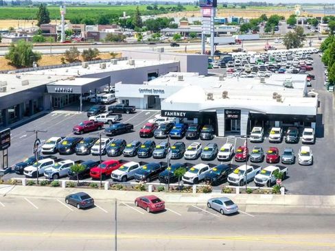 Used 2024 Nissan Rogue S FWD image 35