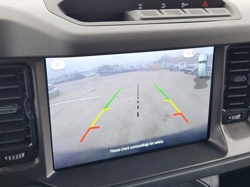 Used 2025 Ford Bronco Big Bend w/ Black Diamond Package image 6