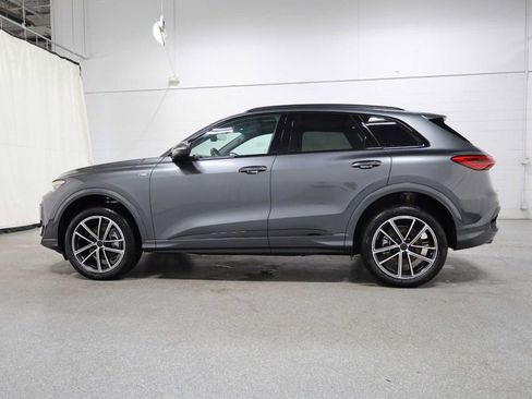 New 2026 Audi Q5 Premium Plus AWD/4WD image 2