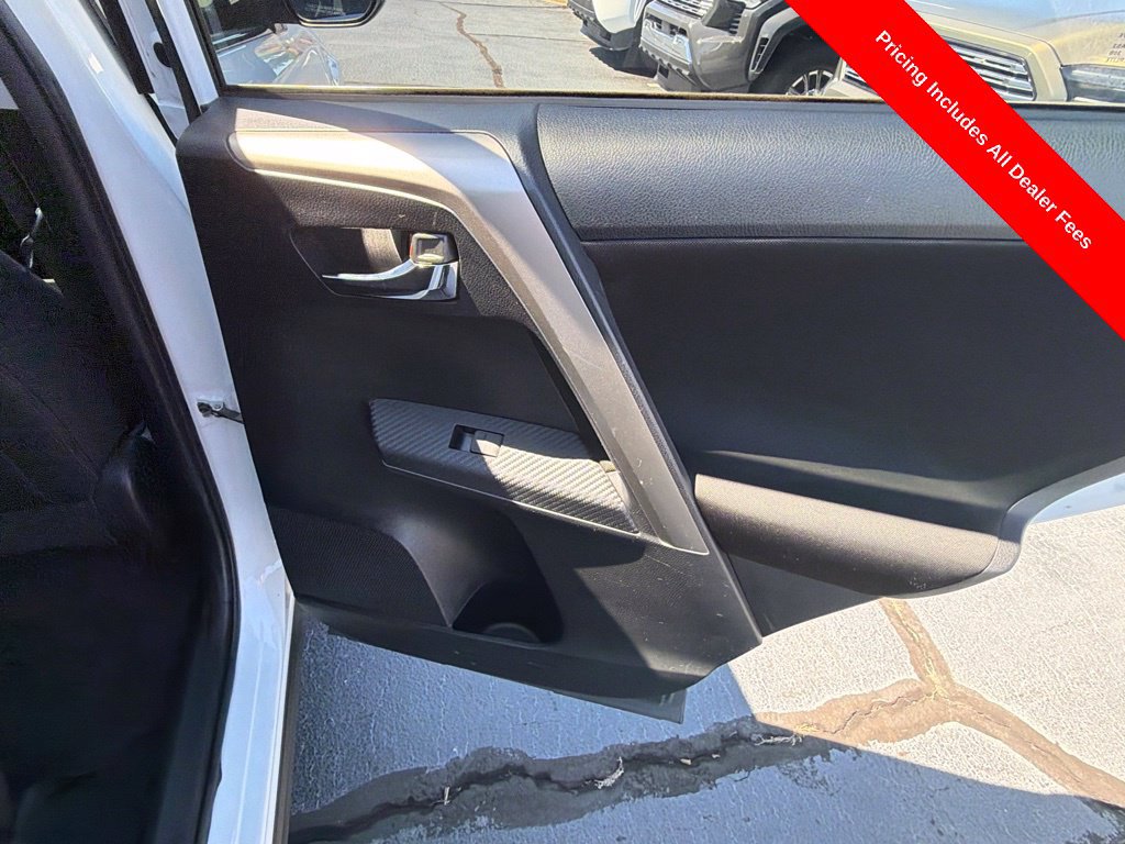 Used 2015 Toyota RAV4 XLE FWD image 42