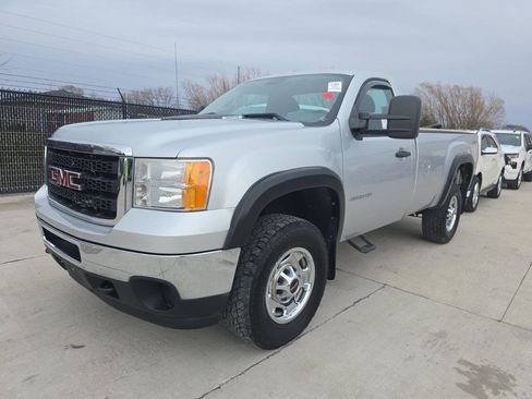 Used 2014 GMC Sierra 2500 W/T w/ Snow Plow Prep Package image 1