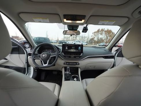 Used 2024 Nissan Altima 2.5 SL image 26