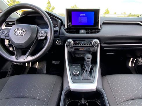 Certified 2023 Toyota RAV4 XLE w/ Convenience Package image 15