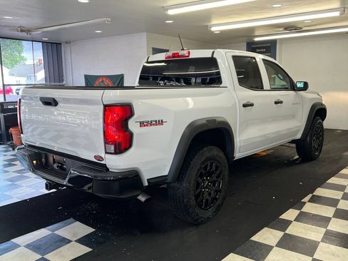 Used 2024 Chevrolet Colorado Trail Boss w/ Advanced Trailering Package AWD/4WD image 13