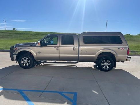 Used 2011 Ford F350 Lariat w/ FX4 Off Road Pkg AWD/4WD image 6