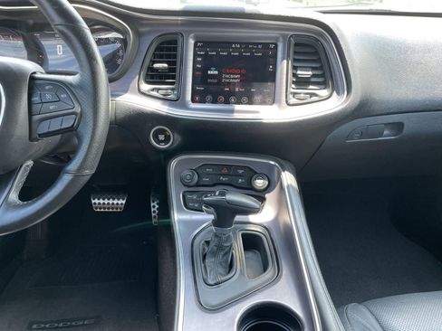 Used 2017 Dodge Challenger SXT Plus RWD image 21