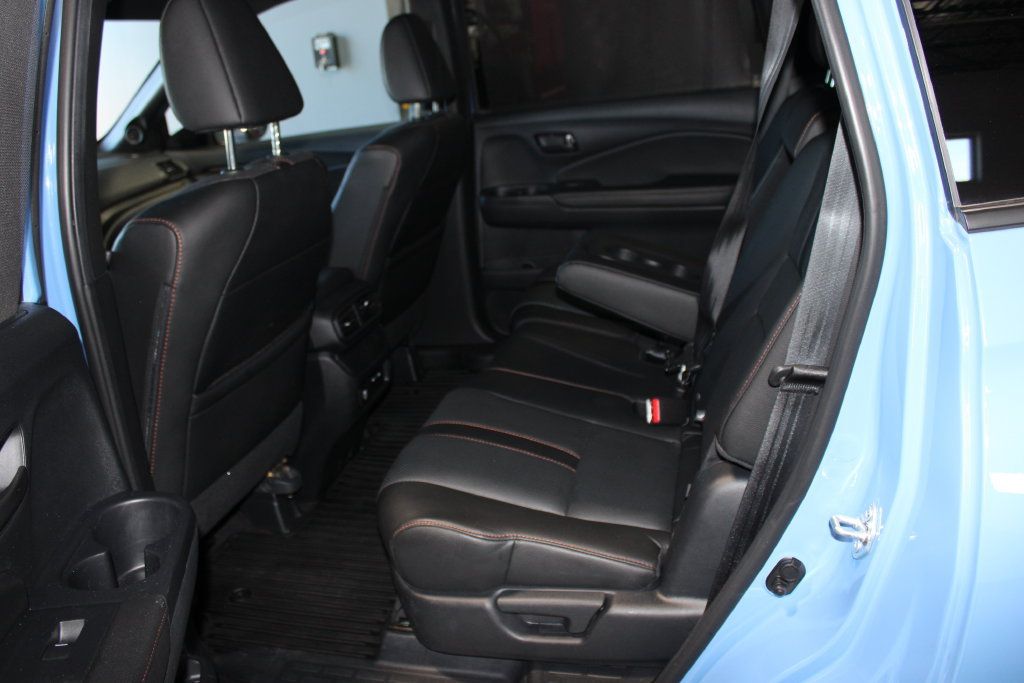 Used 2024 Honda Passport TrailSport image 12