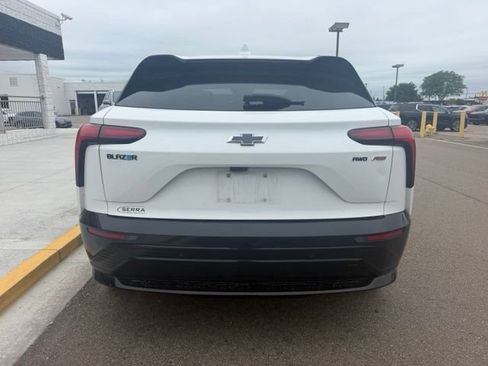 Used 2024 Chevrolet Blazer EV RS AWD/4WD image 8