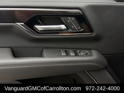 New 2026 GMC Yukon XL Elevation w/ Elevation Premium Package AWD/4WD image 21