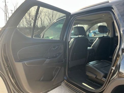 Used 2018 Chevrolet Traverse LT w/ LPO, Floor Liner Package image 16