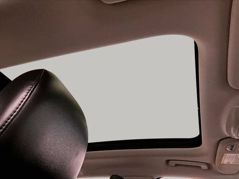 Used 2016 Ford Edge SEL w/ Equipment Group 201A AWD/4WD image 22