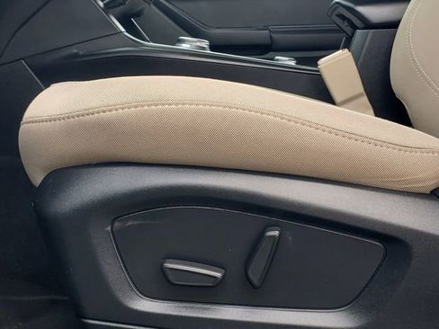 Used 2022 Ford Explorer 4WD image 6