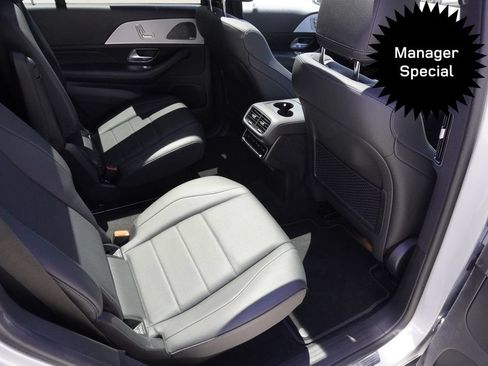 Used 2025 Mercedes-Benz GLS 450 4MATIC image 26
