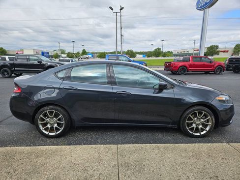Used 2014 Dodge Dart SXT w/ Sun/Sound Group FWD image 5
