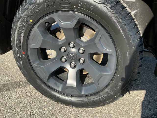 Used 2025 RAM 1500 Big Horn AWD/4WD image 16
