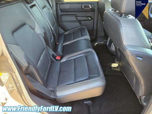 Certified 2025 Ford Bronco Outer Banks w/ Sasquatch Package AWD/4WD image 13