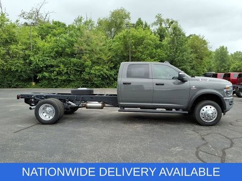 New 2026 RAM 5500 Tradesman AWD/4WD image 8