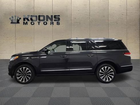 Used 2023 Lincoln Navigator L Reserve AWD/4WD image 4