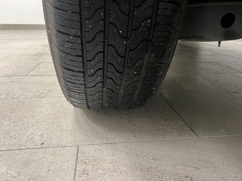 Used 2024 Nissan Rogue SV image 51