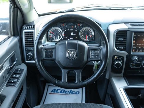 Used 2015 RAM 1500 Lone Star RWD image 16