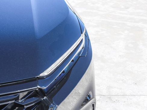 Used 2025 Honda CR-V Sport image 11