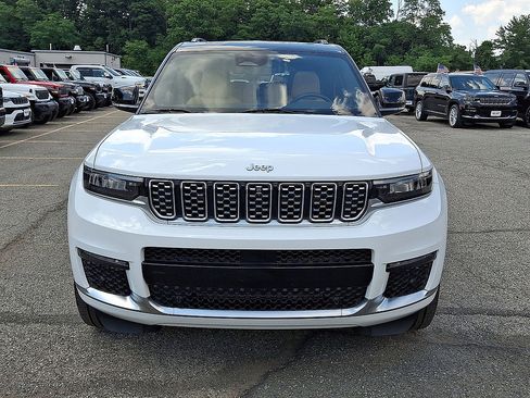 Used 2024 Jeep Grand Cherokee L Summit AWD/4WD image 35