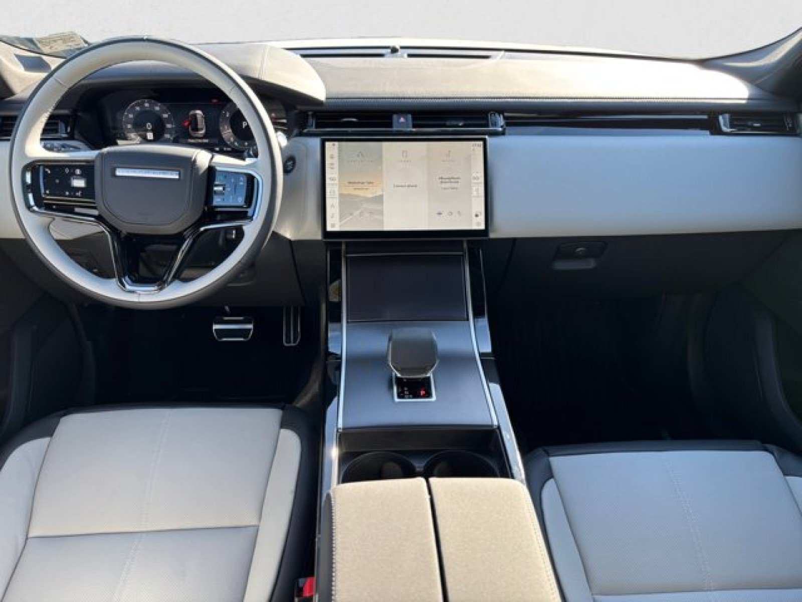 New 2026 Land Rover Range Rover Velar Dynamic SE AWD/4WD image 13