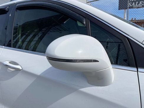 Used 2020 Buick Envision Essence image 4