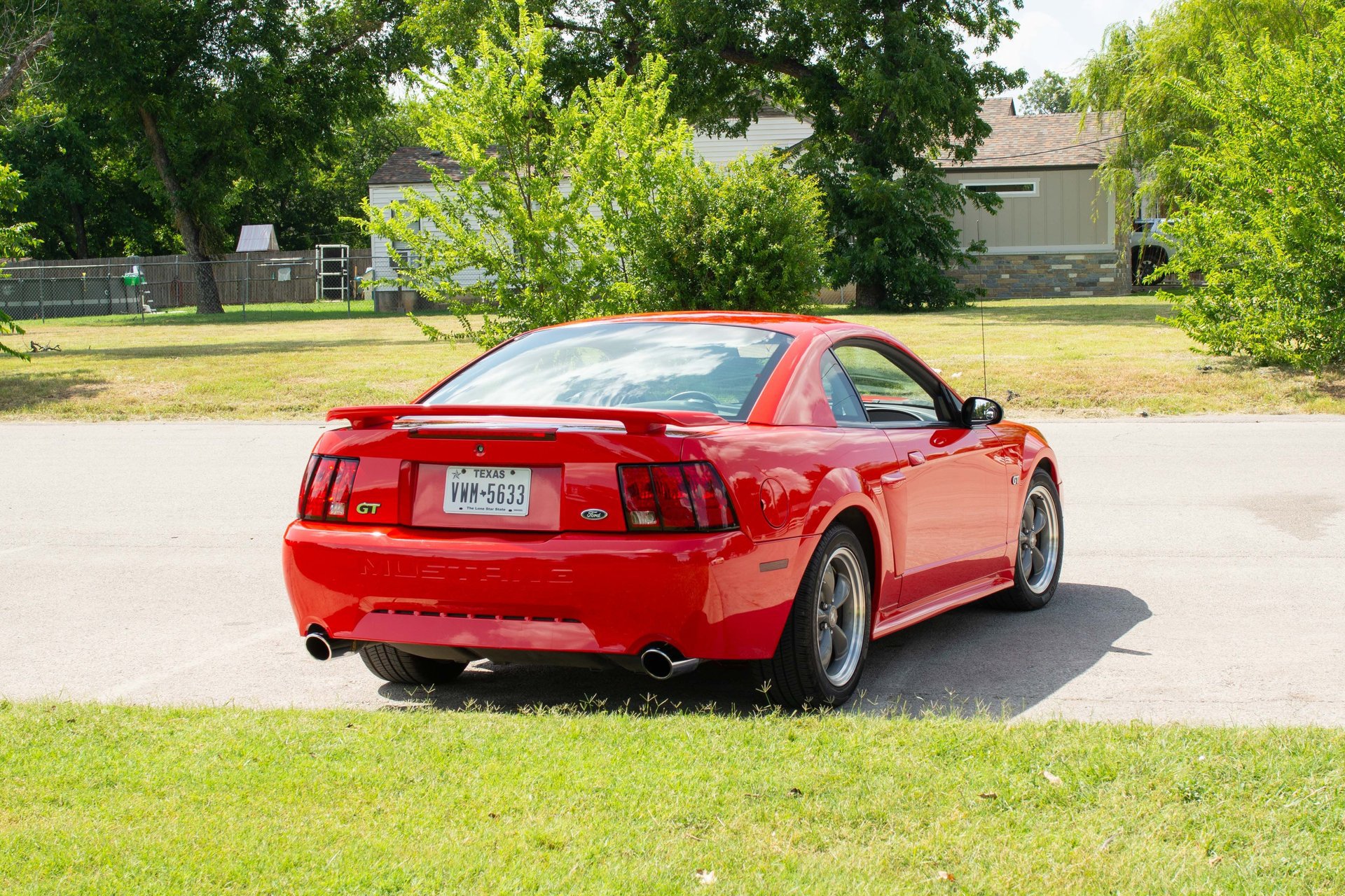 Used 2001 Ford Mustang GT RWD image 12