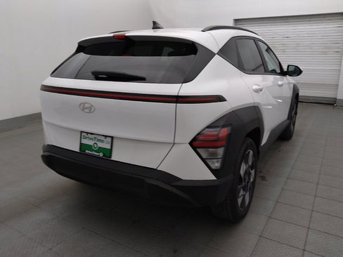 Used 2025 Hyundai Kona SEL FWD image 9