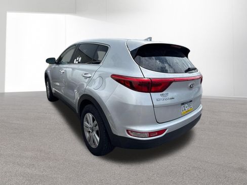 Used 2019 Kia Sportage LX AWD/4WD image 7