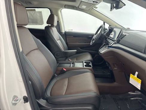 Used 2026 Honda Odyssey Elite image 28