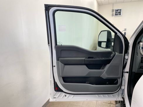 New 2026 Ford F250 XL w/ XL Driver Assist Package AWD/4WD image 10