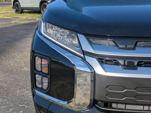 New 2026 Mitsubishi Outlander Sport SE AWD/4WD image 10